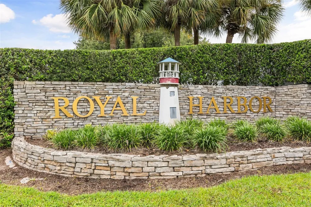 6170 SAILBOAT AVENUE Tavares, FL 32778