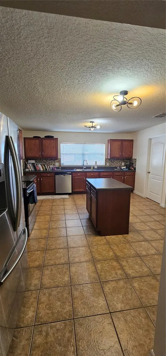 23705 MILFORD DRIVE Eustis, FL 32736