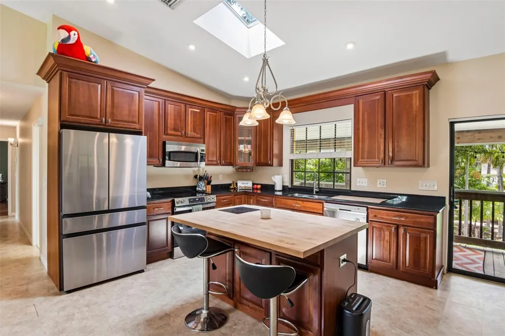 5831 114TH TERRACE Pinellas Park, FL 33782