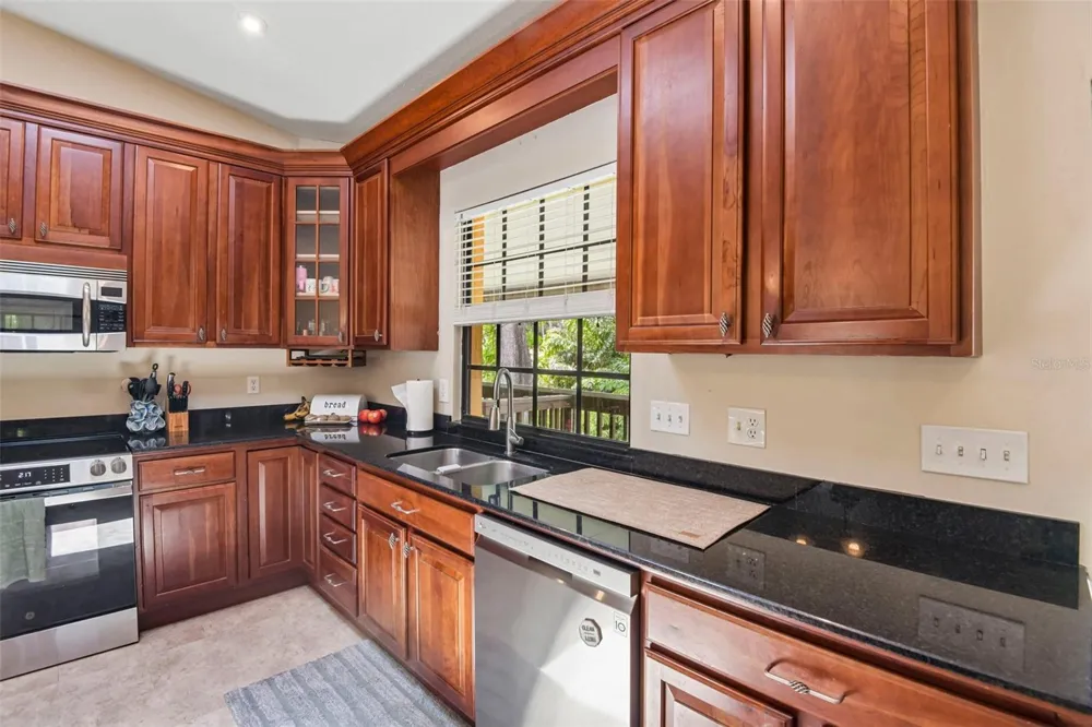 5831 114TH TERRACE Pinellas Park, FL 33782