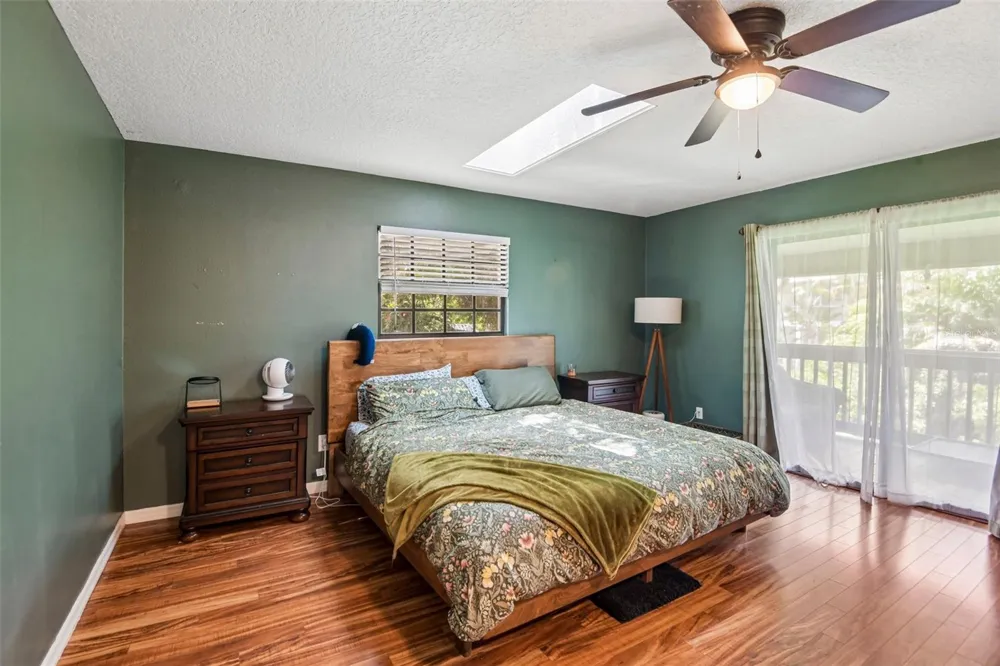5831 114TH TERRACE Pinellas Park, FL 33782