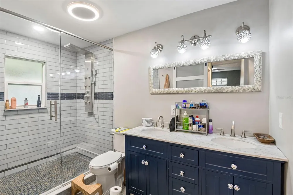 5831 114TH TERRACE Pinellas Park, FL 33782