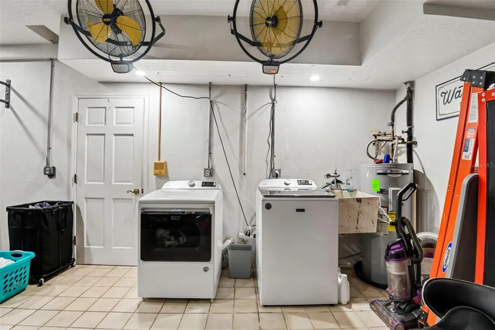 5831 114TH TERRACE Pinellas Park, FL 33782