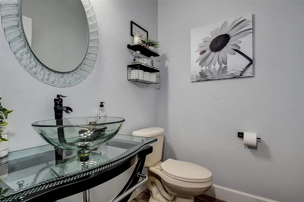 1426 HILLVIEW LANE Tarpon Springs, FL 34689