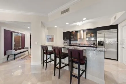 11 BAYMONT STREET #1006 Clearwater Beach, FL 33767