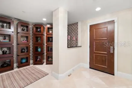11 BAYMONT STREET #1006 Clearwater Beach, FL 33767