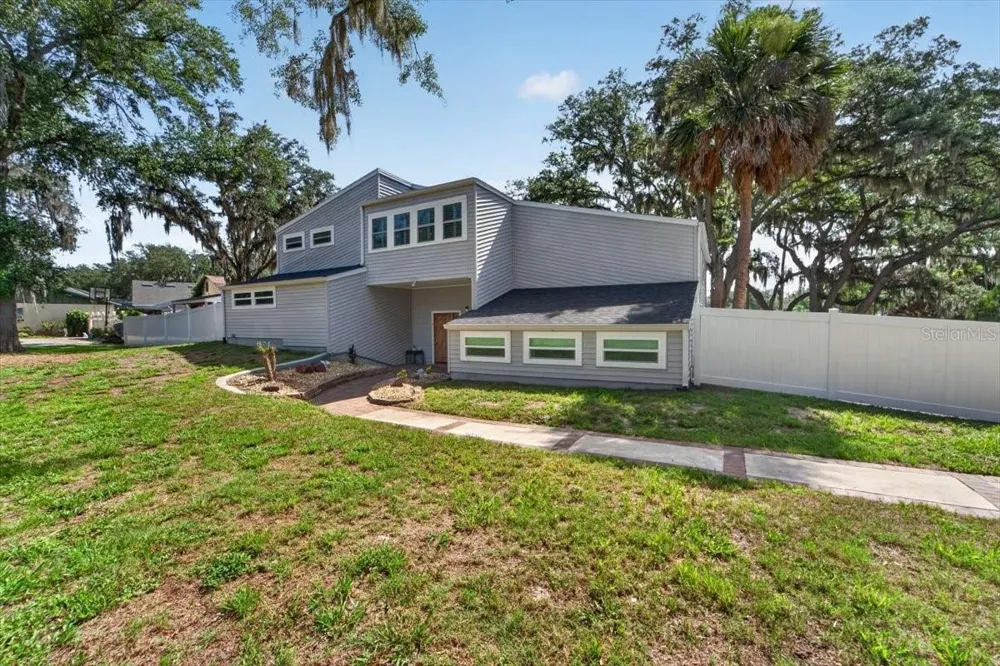 11302 SANDPINE ROAD Riverview, FL 33569