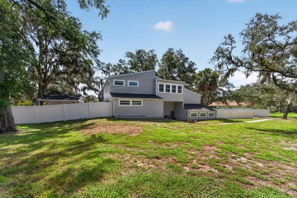 11302 SANDPINE ROAD Riverview, FL 33569