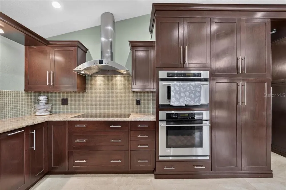 11302 SANDPINE ROAD Riverview, FL 33569
