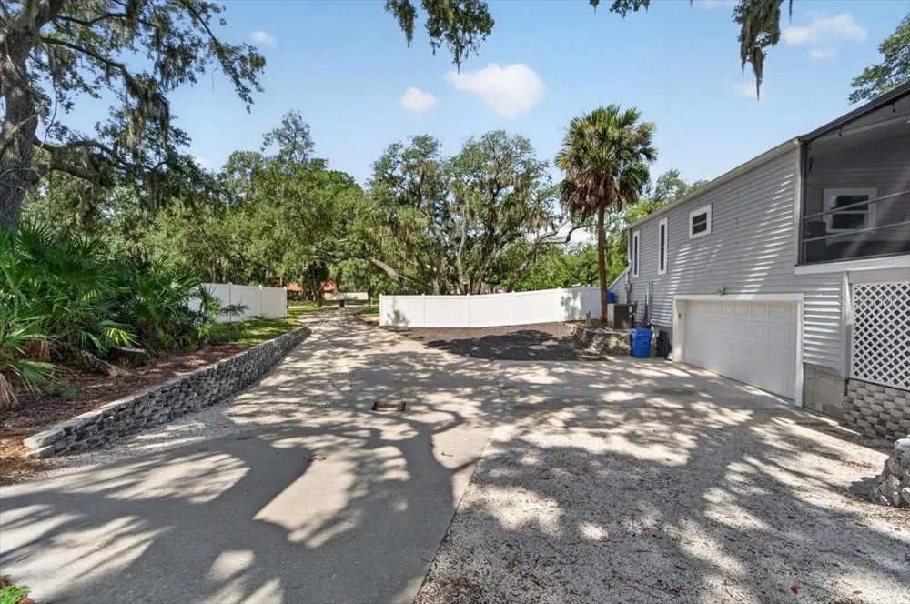 11302 SANDPINE ROAD Riverview, FL 33569