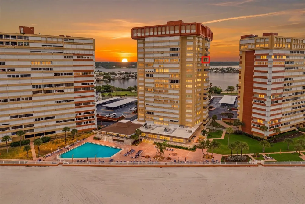 17920 GULF BOULEVARD #1502 St Petersburg, FL 33708