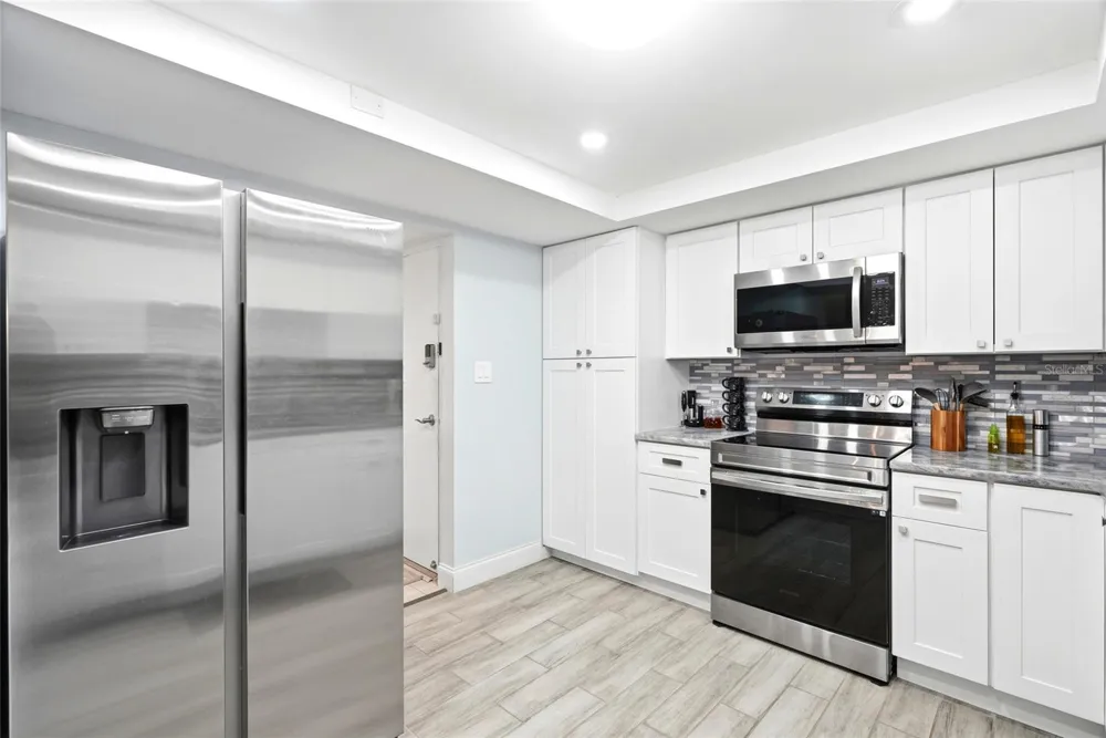 17920 GULF BOULEVARD #1502 St Petersburg, FL 33708