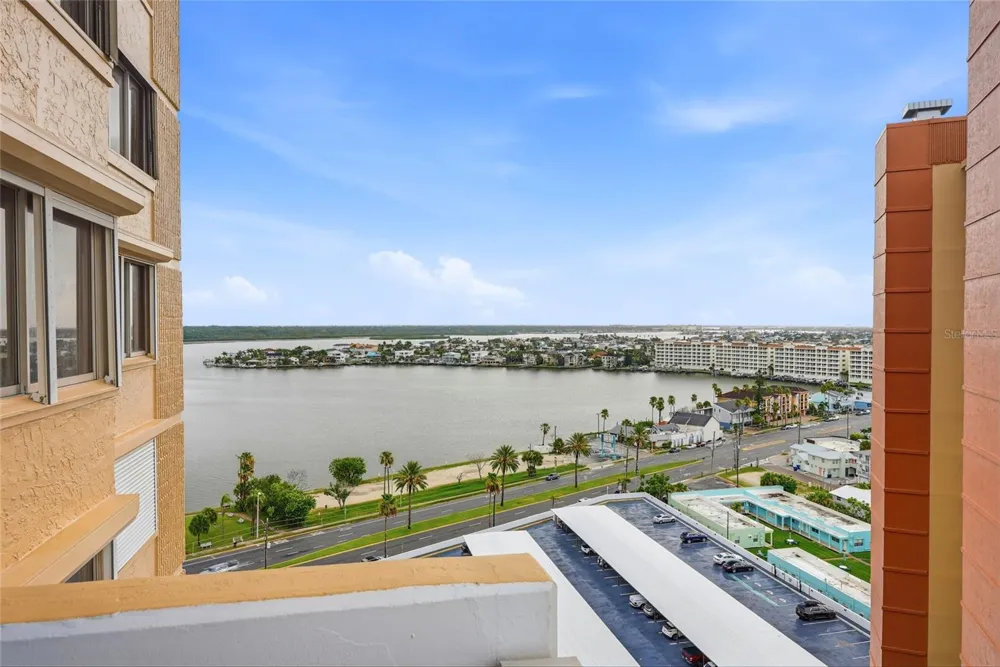 17920 GULF BOULEVARD #1502 St Petersburg, FL 33708