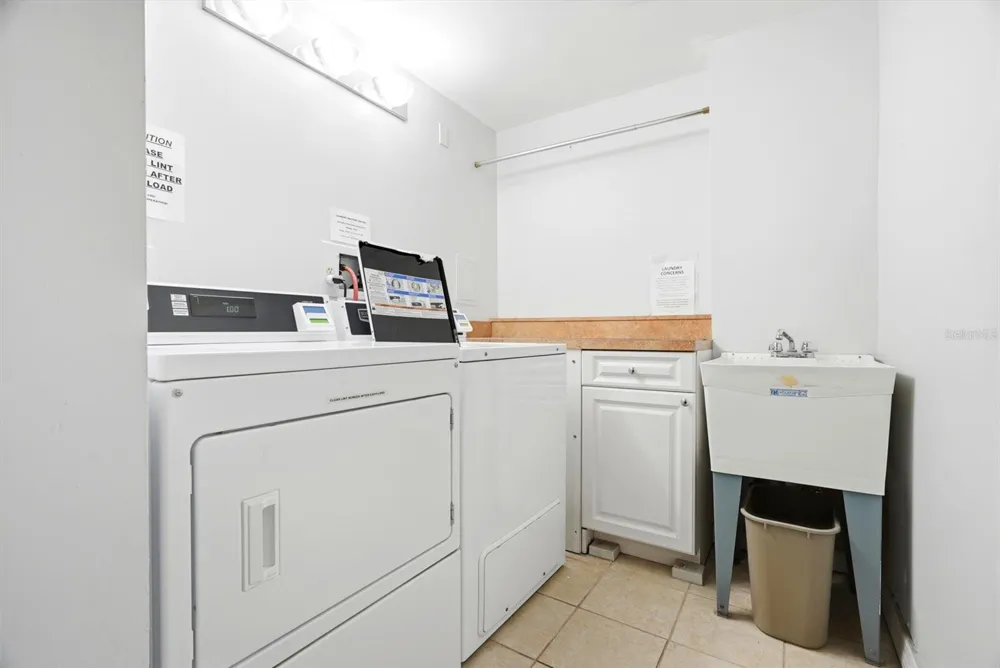 17920 GULF BOULEVARD #1502 St Petersburg, FL 33708