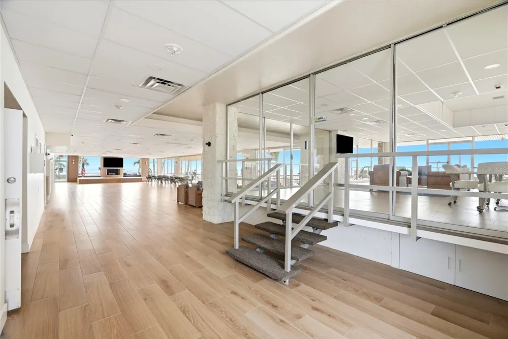 17920 GULF BOULEVARD #1502 St Petersburg, FL 33708