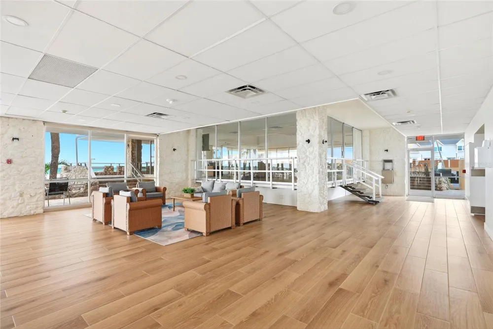 17920 GULF BOULEVARD #1502 St Petersburg, FL 33708