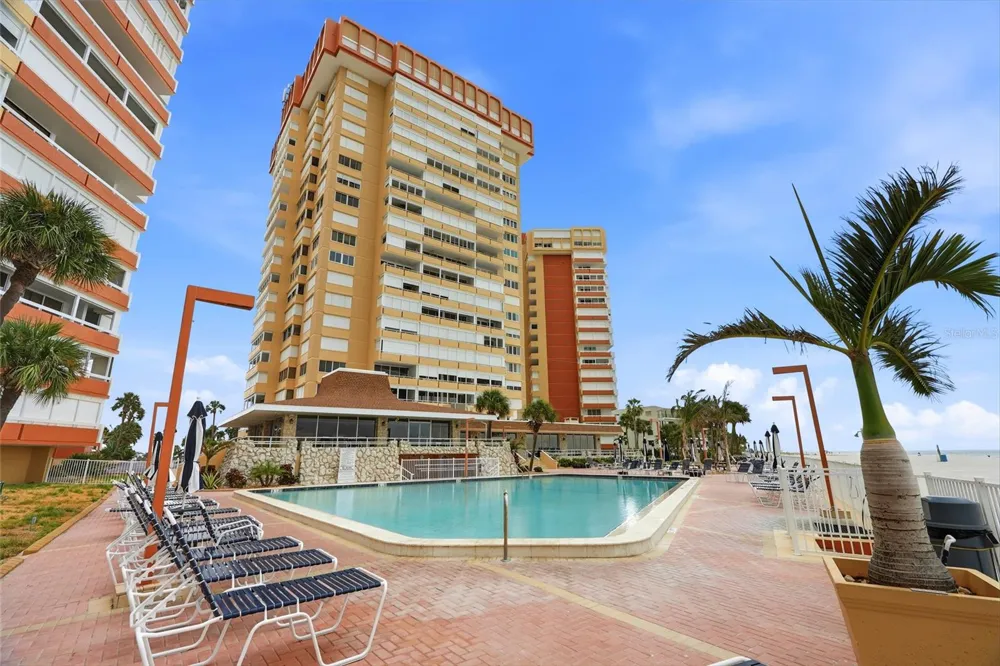 17920 GULF BOULEVARD #1502 St Petersburg, FL 33708