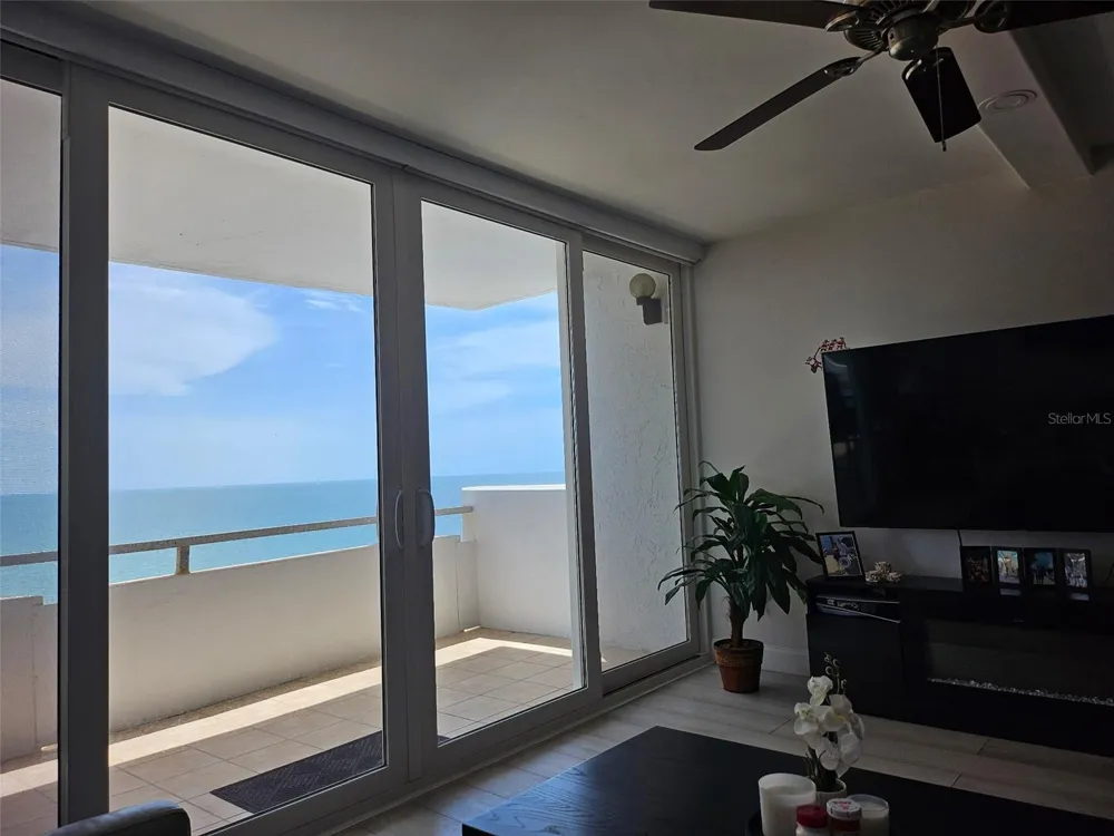 17920 GULF BOULEVARD #1502 St Petersburg, FL 33708