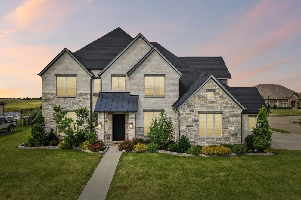 1701 Whispering Pines Lane Gunter, TX 75058