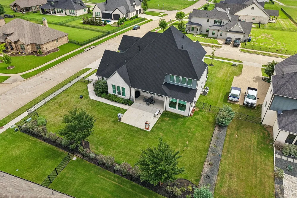 1701 Whispering Pines Lane Gunter, TX 75058