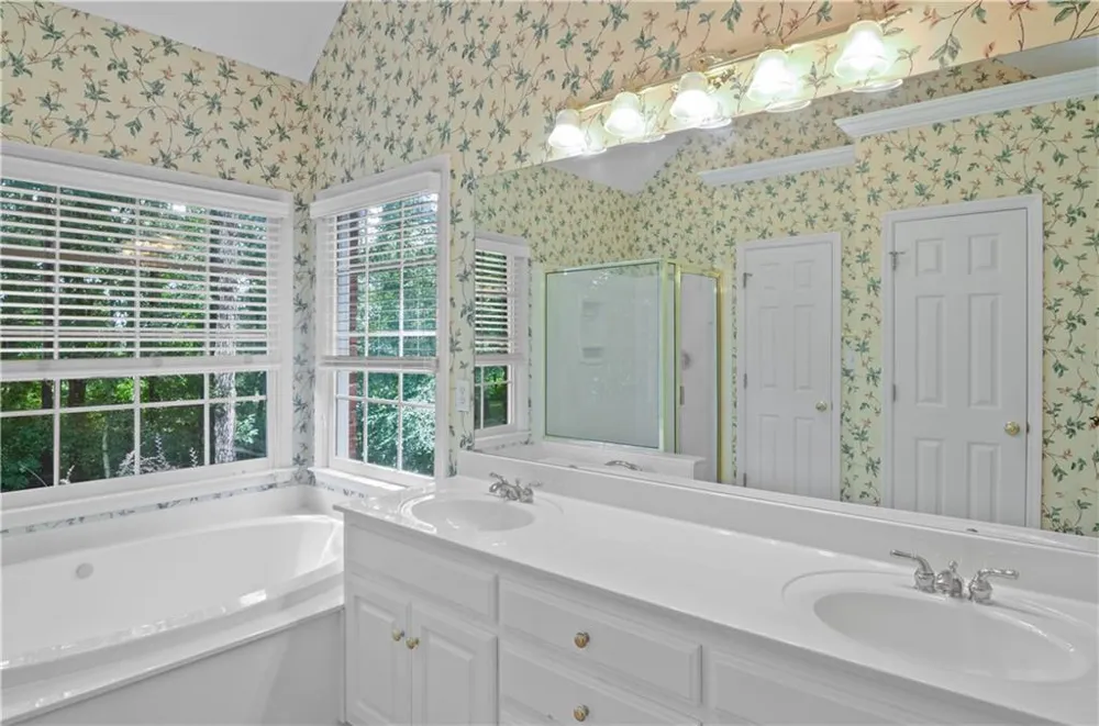 1091 Glenwood Lane Bogart, GA 30622