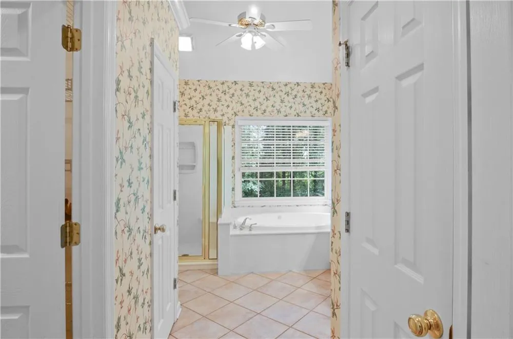 1091 Glenwood Lane Bogart, GA 30622