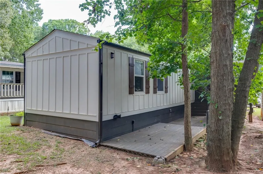 3685 Fir Drive Buford, GA 30518