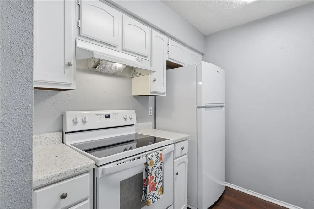 6702 Everhart #U-104 Corpus Christi, TX 78413