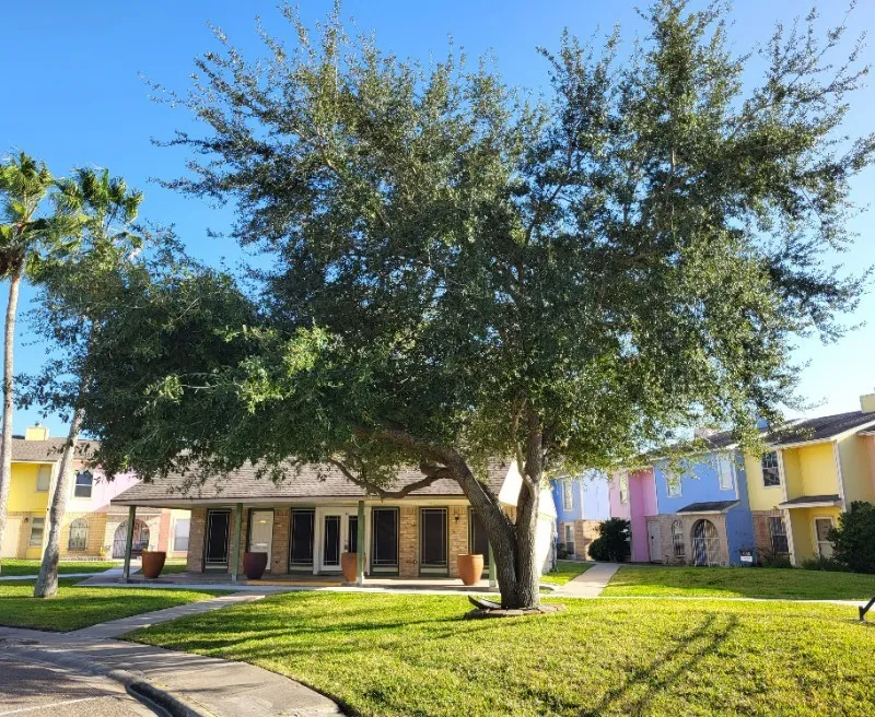 6702 Everhart #U-104 Corpus Christi, TX 78413
