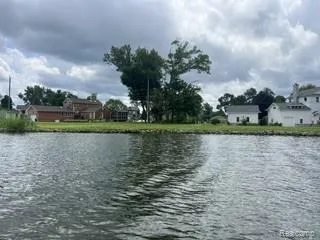 9510 Buckingham White Lake Charter Township, MI 48386