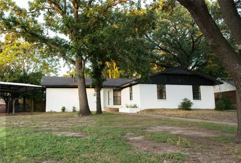 805 Lynn Court