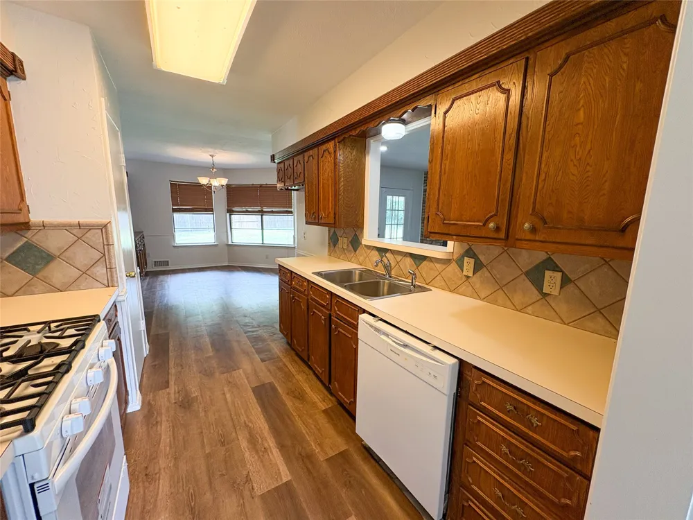 511 W Walnut Street Celina, TX 75009