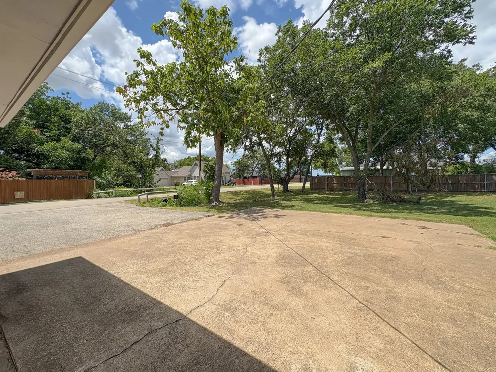 511 W Walnut Street Celina, TX 75009