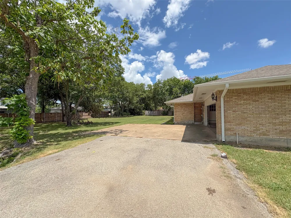 511 W Walnut Street Celina, TX 75009