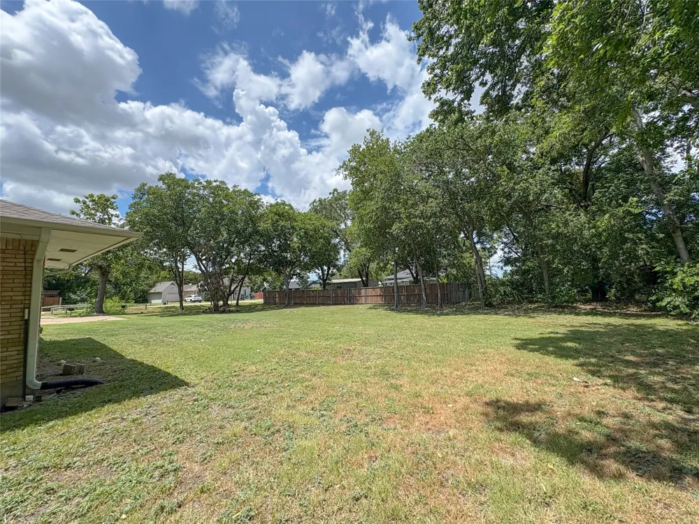 511 W Walnut Street Celina, TX 75009