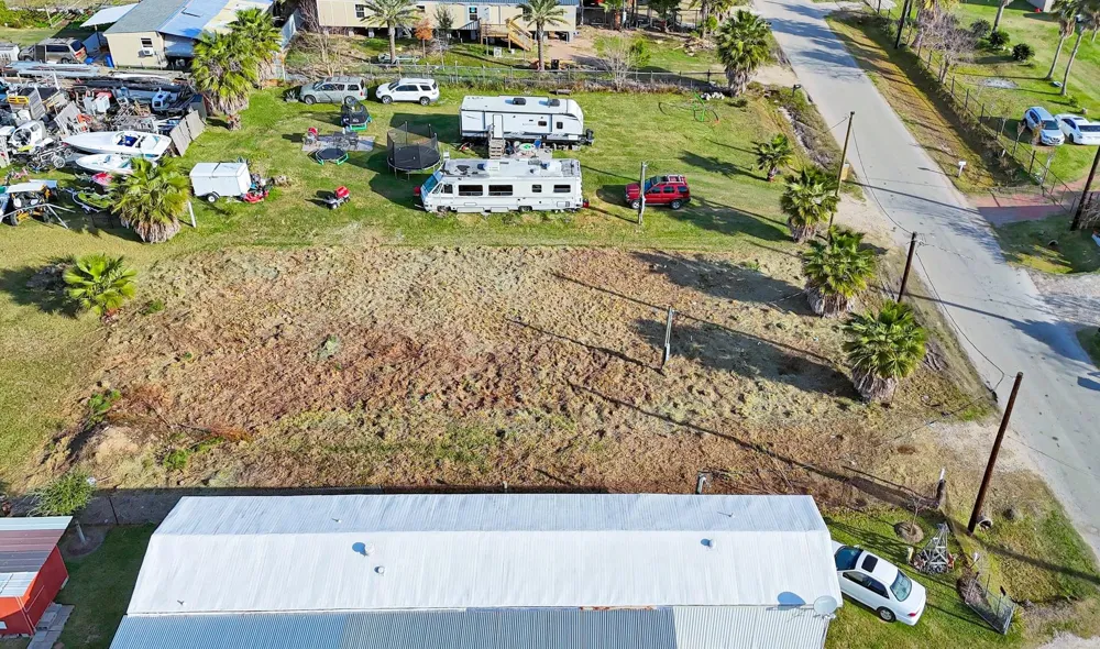 526 15th Street Dickinson, TX 77539