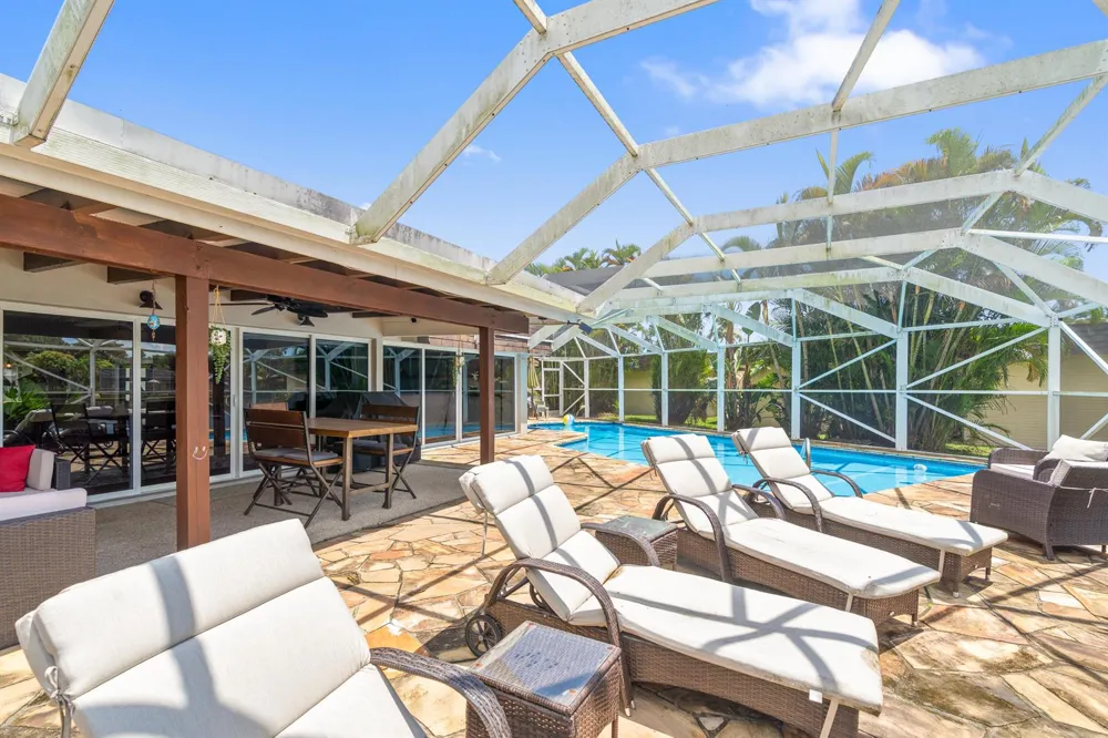 6106 Royal Poinciana Lane Tamarac, FL 33319