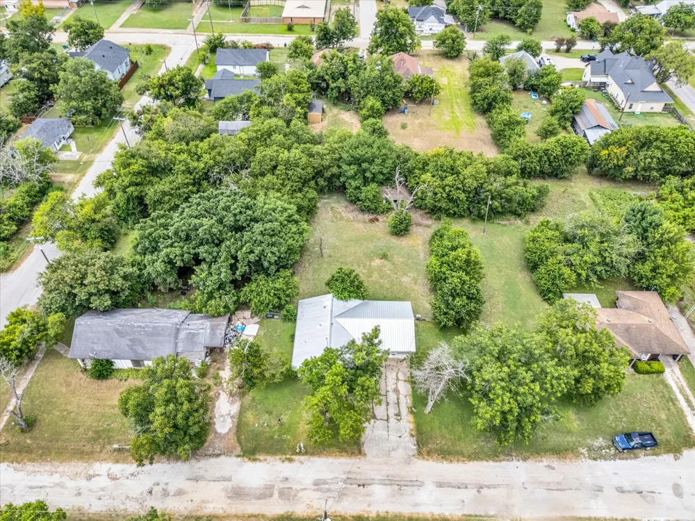 610 E Limestone Avenue Mart, TX 76664