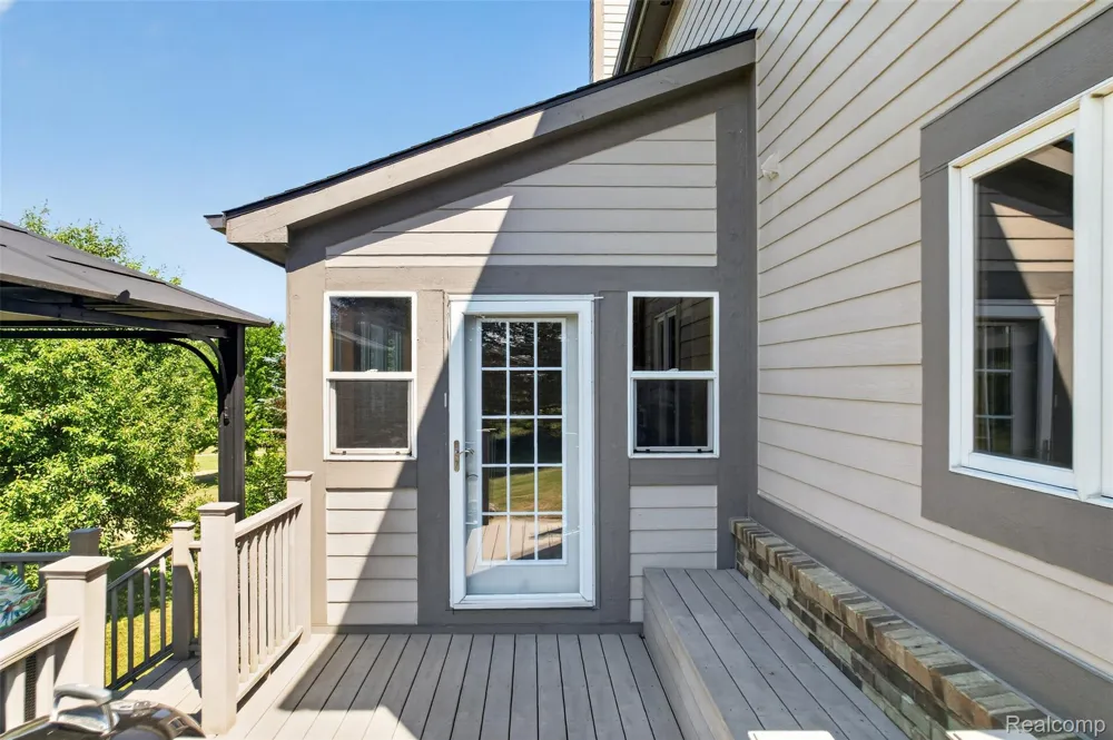 5372 Stone Garden Drive Marion Township, MI 48843