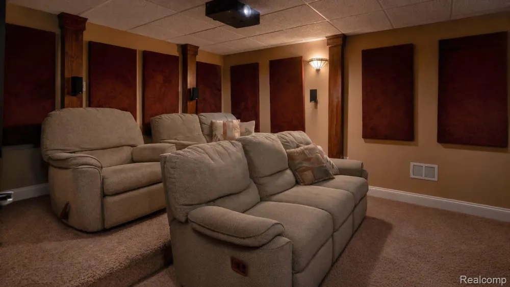 5372 Stone Garden Drive Marion Township, MI 48843