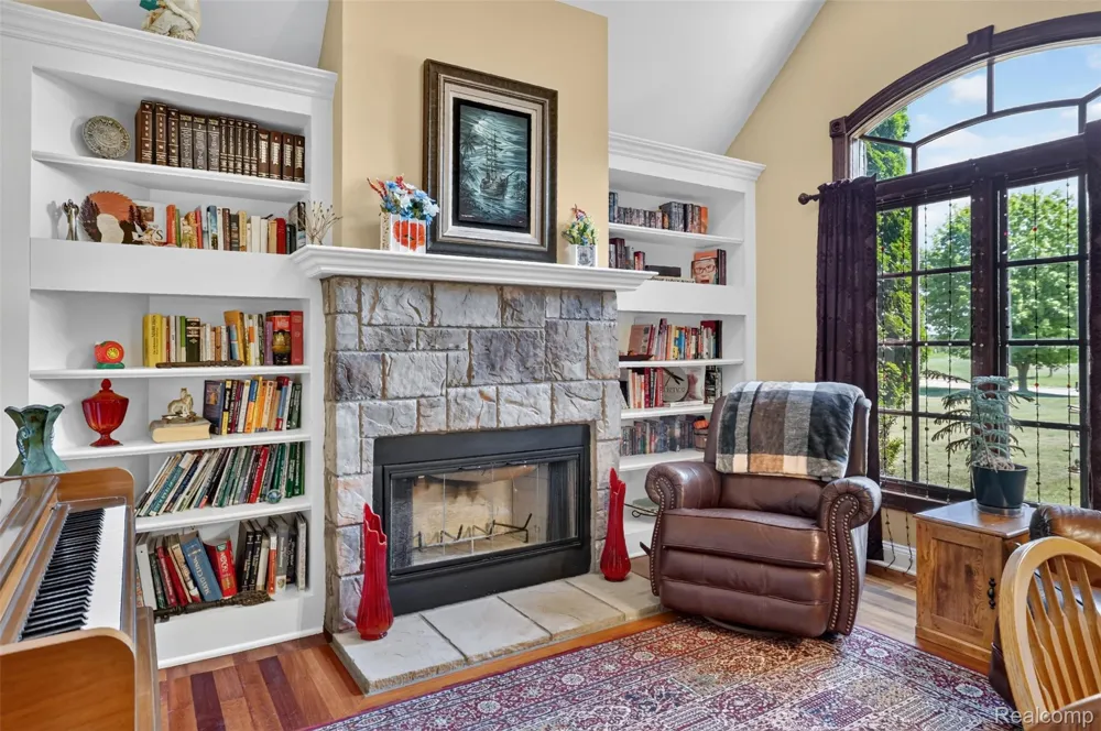 5372 Stone Garden Drive Marion Township, MI 48843
