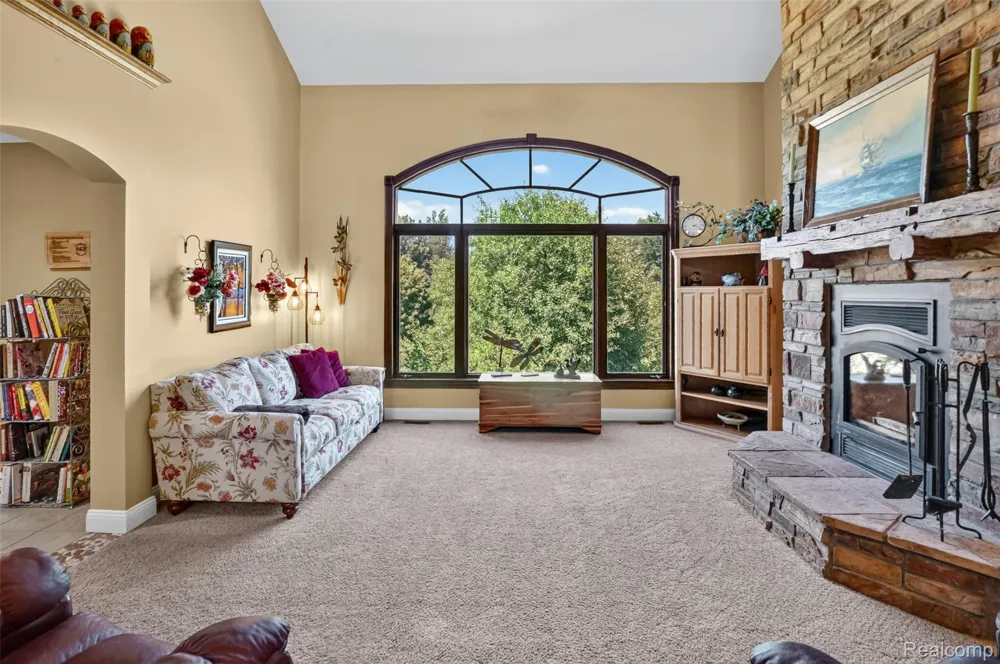 5372 Stone Garden Drive Marion Township, MI 48843