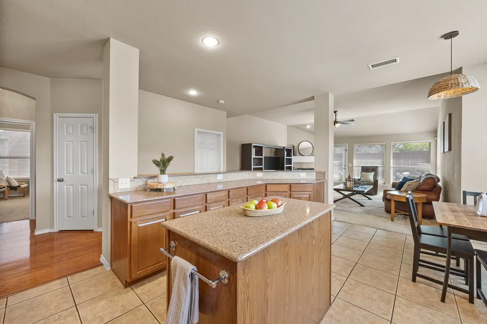 8492 Liverpool Lane Frisco, TX 75036