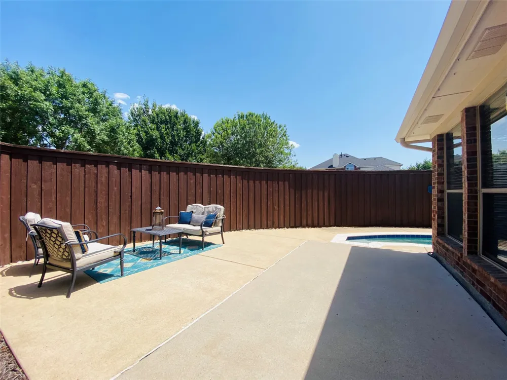 8492 Liverpool Lane Frisco, TX 75036