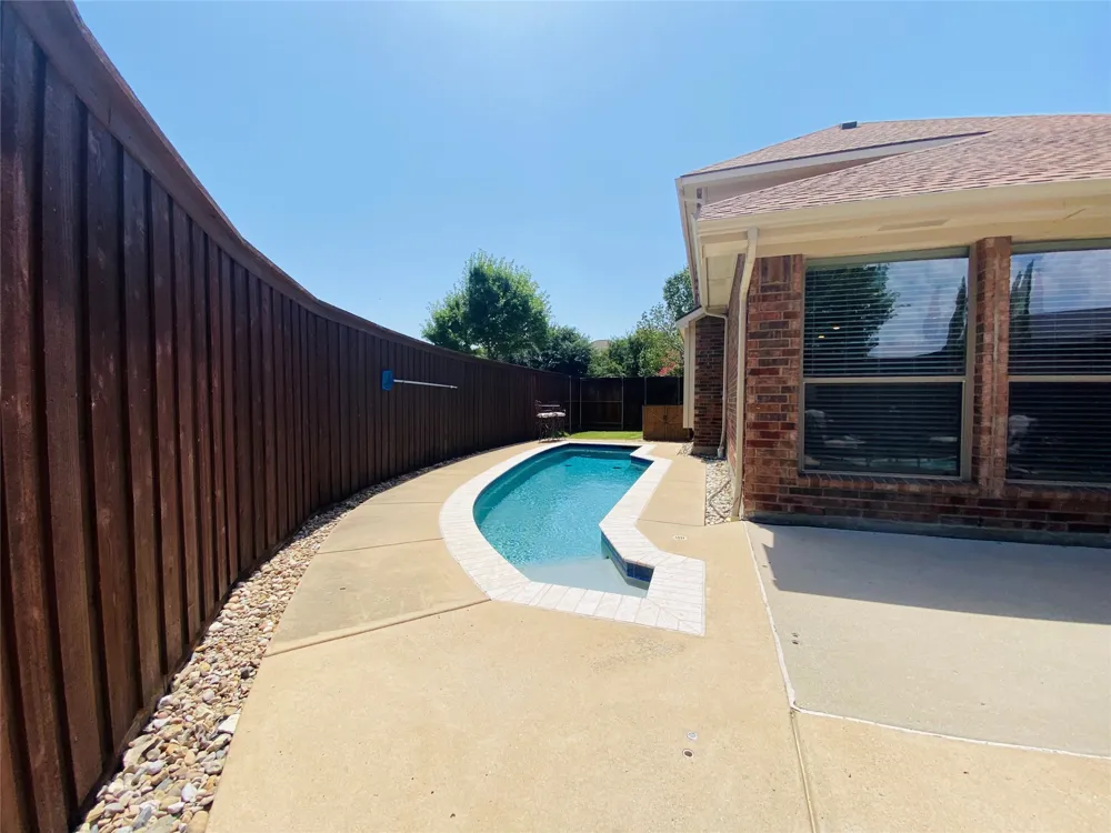 8492 Liverpool Lane Frisco, TX 75036