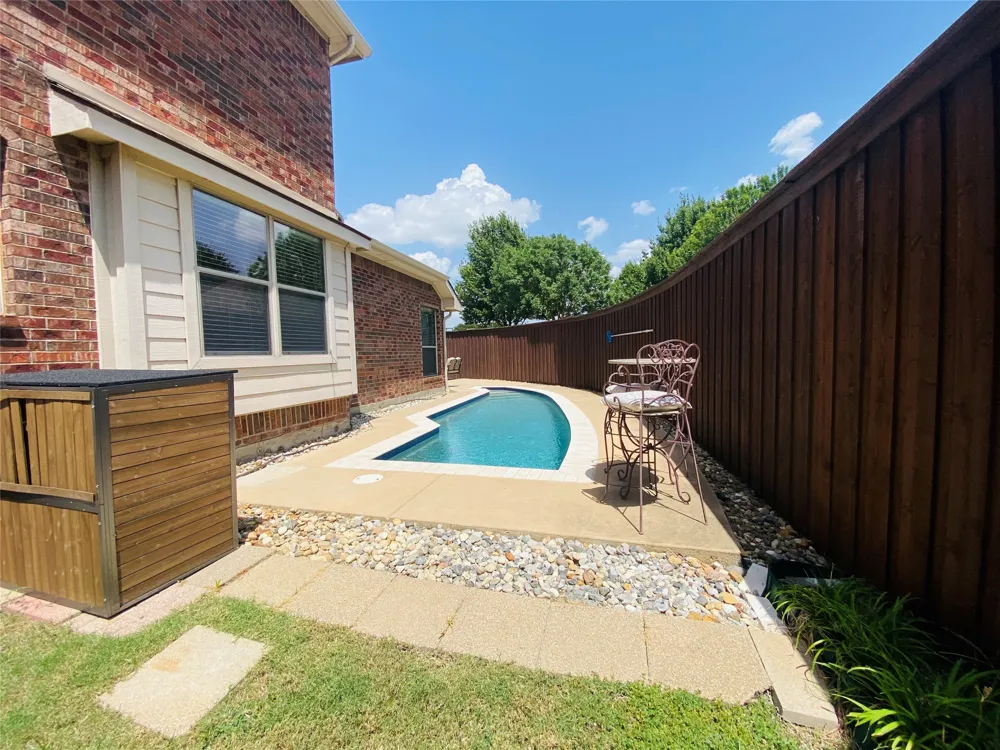 8492 Liverpool Lane Frisco, TX 75036