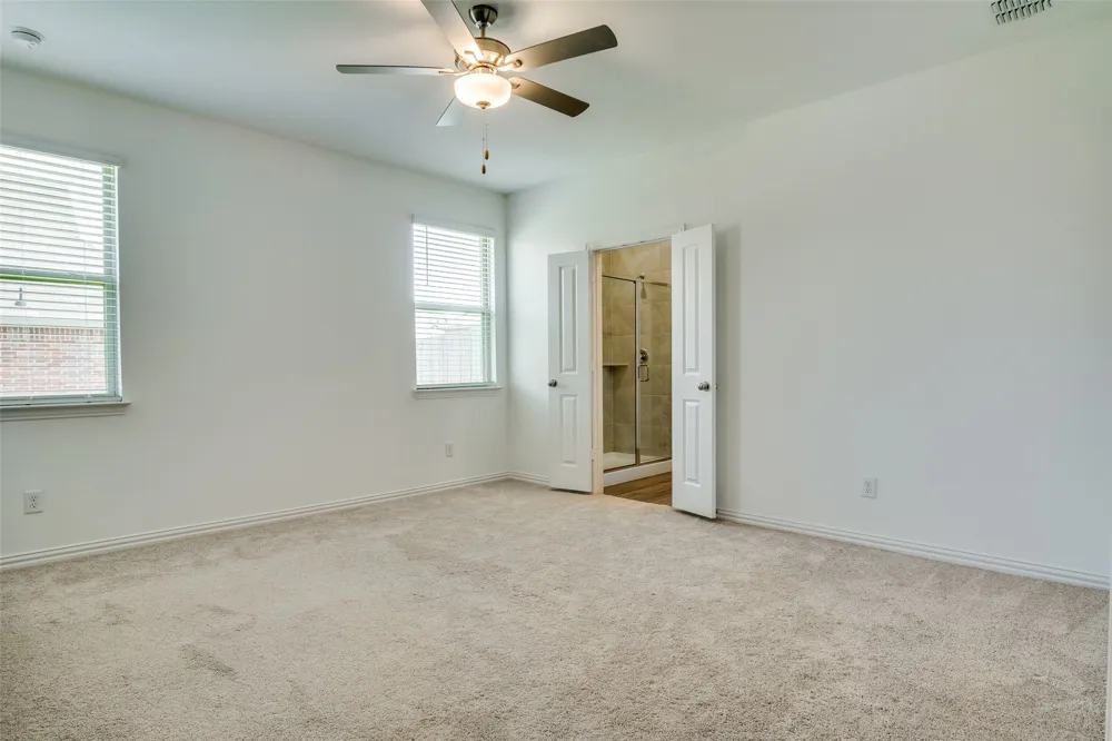 1228 Almond Road Azle, TX 76020