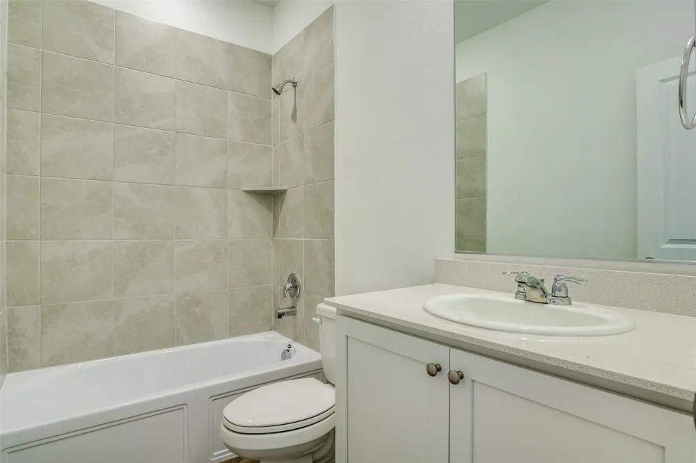 1228 Almond Road Azle, TX 76020
