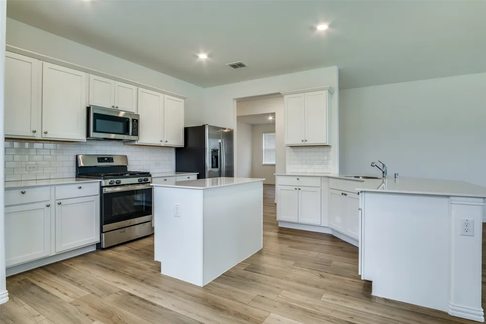 1228 Almond Road Azle, TX 76020