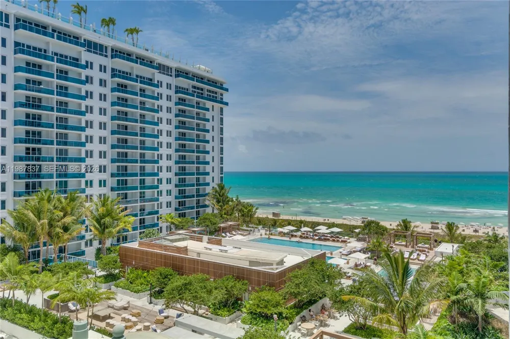 2301 Collins Ave #1009 Miami Beach, FL 33139